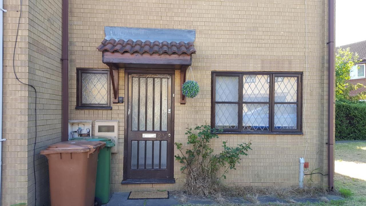 Swale Corner Villa Wellingborough Exterior foto